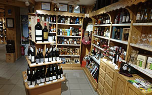 mairie de muret commerces lessommeliersdebacchus interieur